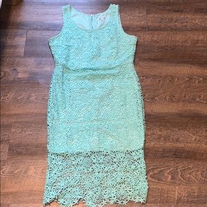 Charlotte Rouse• Women’s Lace Dress